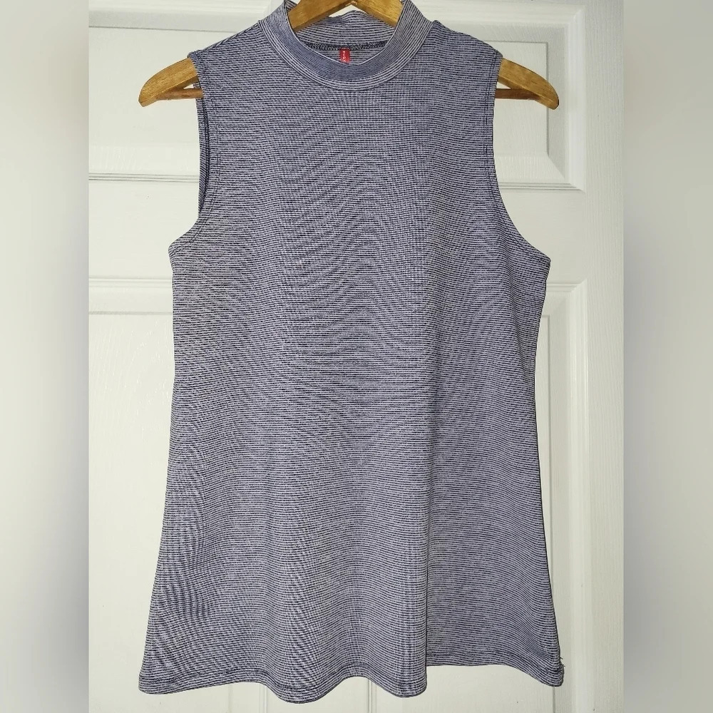 Ruby Ribbon Sleeveless‎ Mockneck Blue Striped Top Shirt Size Large